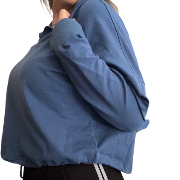 ✨NEW✨ QUARTER ZIP PULLOVER SWEATER - Picture 3 of 3